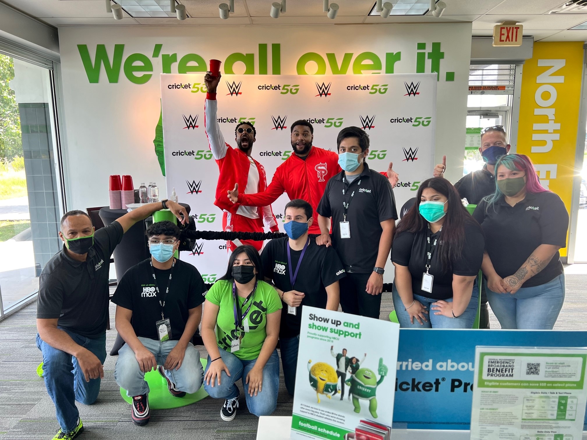 Cricket Wireless Teams with WWE® Superstars to Spread Smiles for Miles